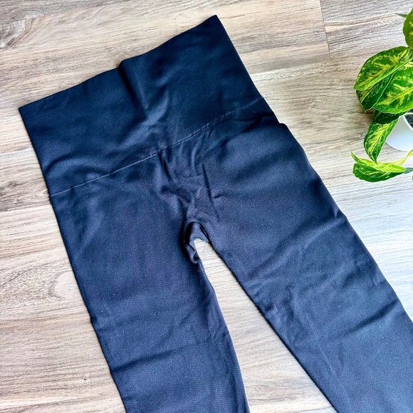 Spanx Look At Me Now Seamless Black Ankle Zip Leggings Size 1X - Picture 12 of 15